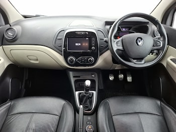 Used Renault Captur 2018 for sale - 77552722: Photo