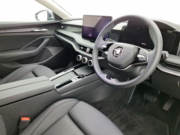Used Skoda Superb 2024 for sale - 75745651: Photo 12