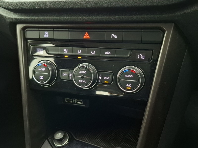 Used Volkswagen T-Roc 2019 for sale - 77428671: Photo 16