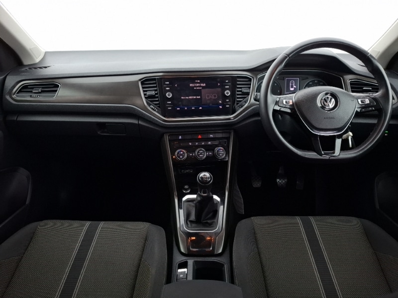 Used Volkswagen T-Roc 2019 for sale - 77428671: Photo 2