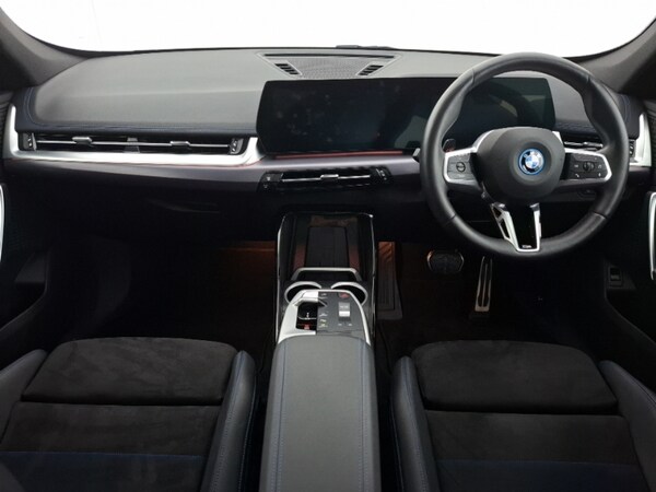 Used BMW iX1 2023 for sale - 76238217: Photo 2