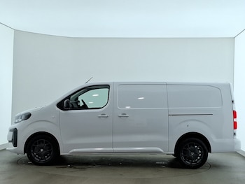 Used Vauxhall Vivaro 2024 for sale - 76732098: Photo