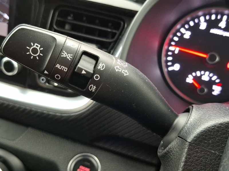 Used Kia Stonic 2023 for sale - 77466163: Photo 16