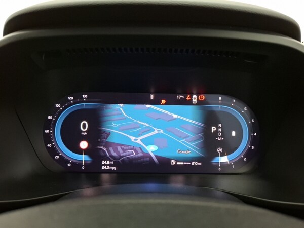 Used Volvo XC40 2024 for sale - 76268932: Photo 10