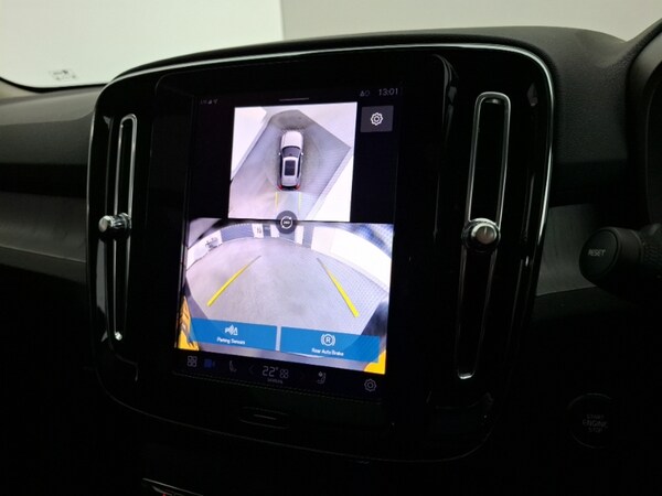 Used Volvo XC40 2024 for sale - 76268932: Photo 11