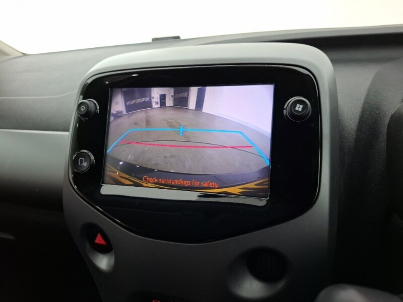 Used Toyota AYGO 2019 for sale - 76325505: Photo 11