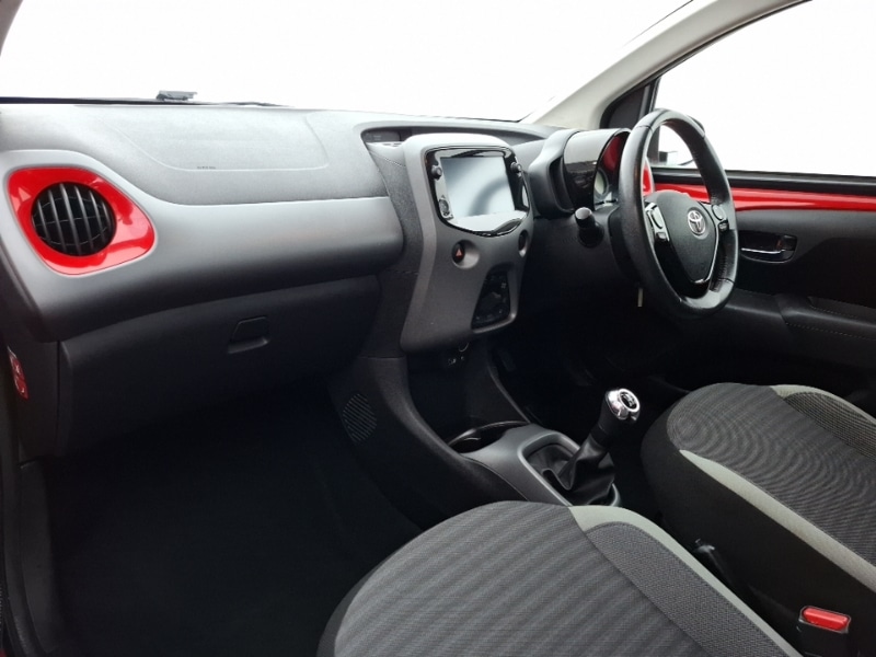 Used Toyota AYGO 2019 for sale - 76325505: Photo 5