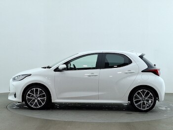Used Toyota Yaris 2023 for sale - 78576089: Photo