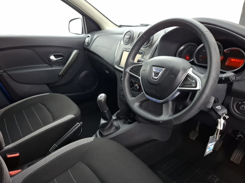 Used Dacia Sandero Stepway 2019 for sale - 77756142: Photo 12