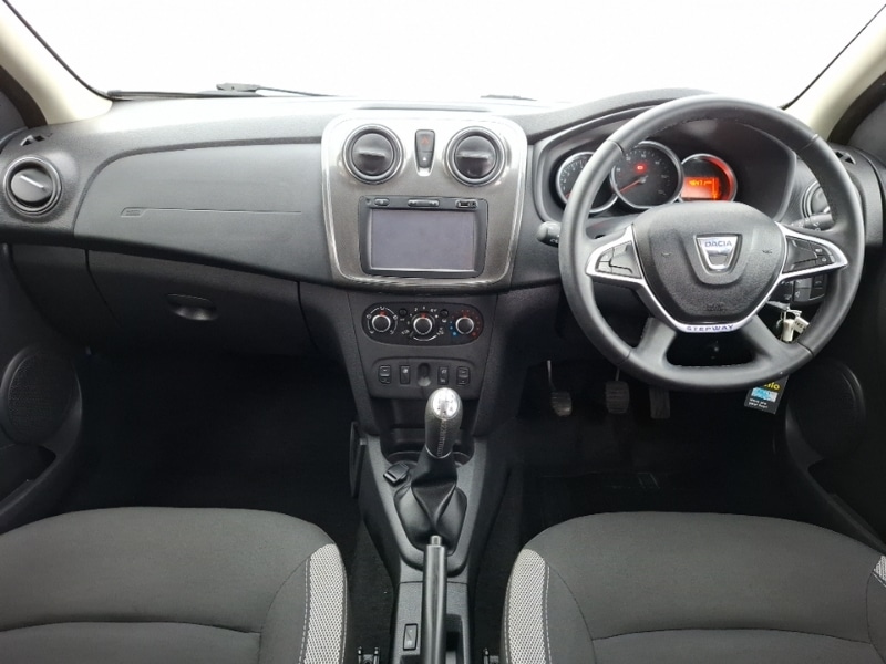 Used Dacia Sandero Stepway 2019 for sale - 77756142: Photo 2