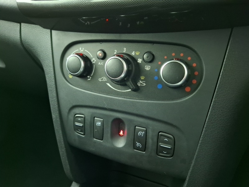 Used Dacia Logan MCV 2019 for sale - 76651840: Photo 17