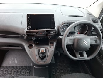 Used Citroen Berlingo 2024 for sale - 76834076: Photo