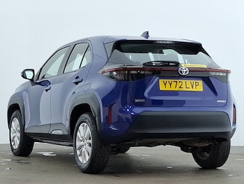 Used Toyota Yaris Cross 2022 for sale - 76970121: Photo