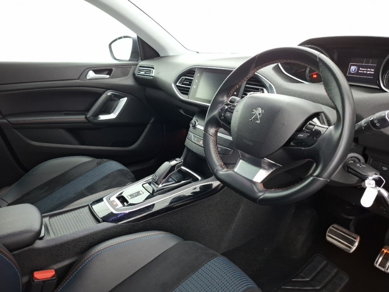 Used Peugeot 308 2018 for sale - 77644858: Photo 12