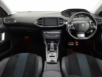 Used Peugeot 308 2018 for sale - 77644858: Photo