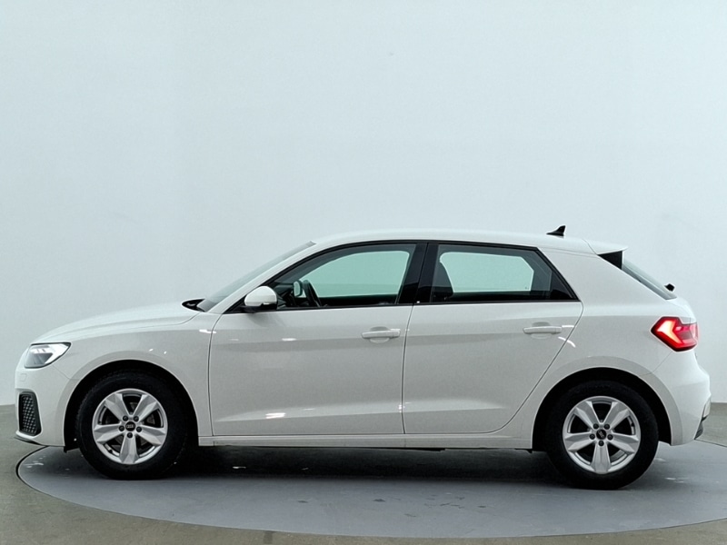 Used Audi A1 2023 for sale - 77596132: Photo 4