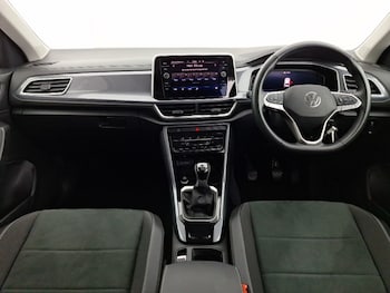 Used Volkswagen T-Roc 2024 for sale - 75409346: Photo