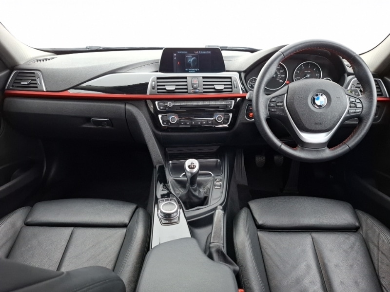 Used BMW 3 Series 2019 for sale - 76602355: Photo 2