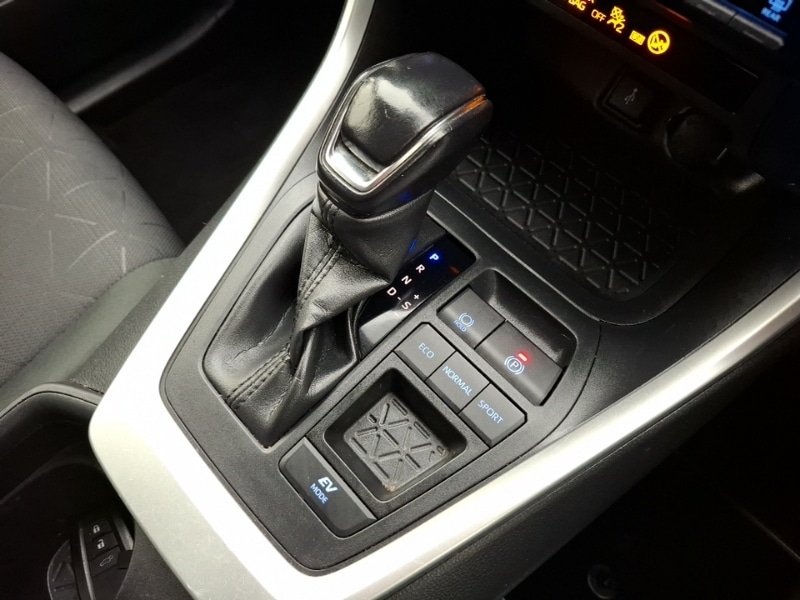 Used Toyota RAV4 2020 for sale - 77012511: Photo 13