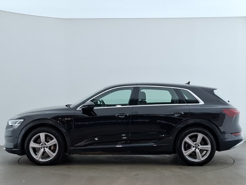 Used Audi e-tron 2020 for sale - 76383862: Photo 4