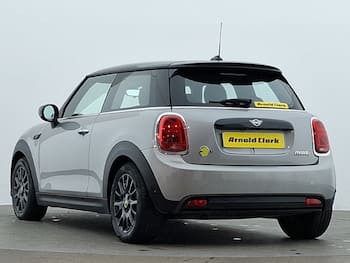 Used MINI Hatch 2023 for sale - 79654092: Photo