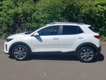 Used Kia Stonic 2024 for sale - 75775579: Photo