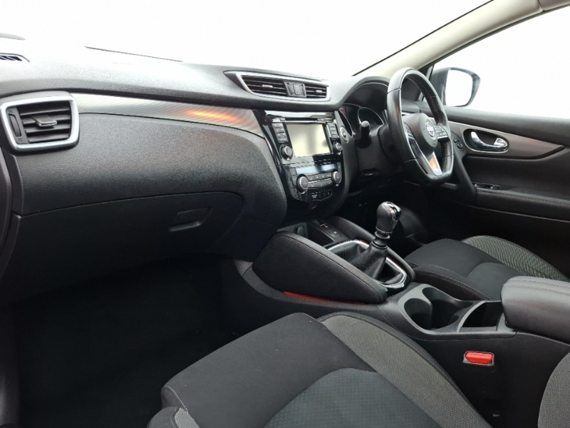 Used Nissan Qashqai 2018 for sale - 77815838: Photo 5