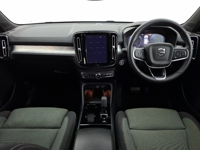 Used Volvo XC40 2022 for sale - 78113536: Photo 2