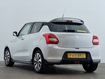 Used Suzuki Swift 2019 for sale - 77053156: Photo