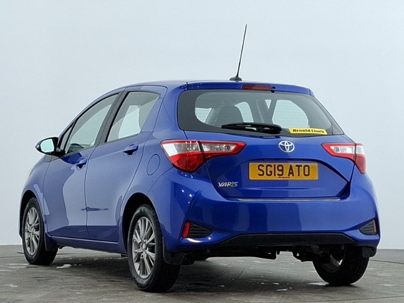 Used Toyota Yaris 2019 for sale - 77213918: Photo 3