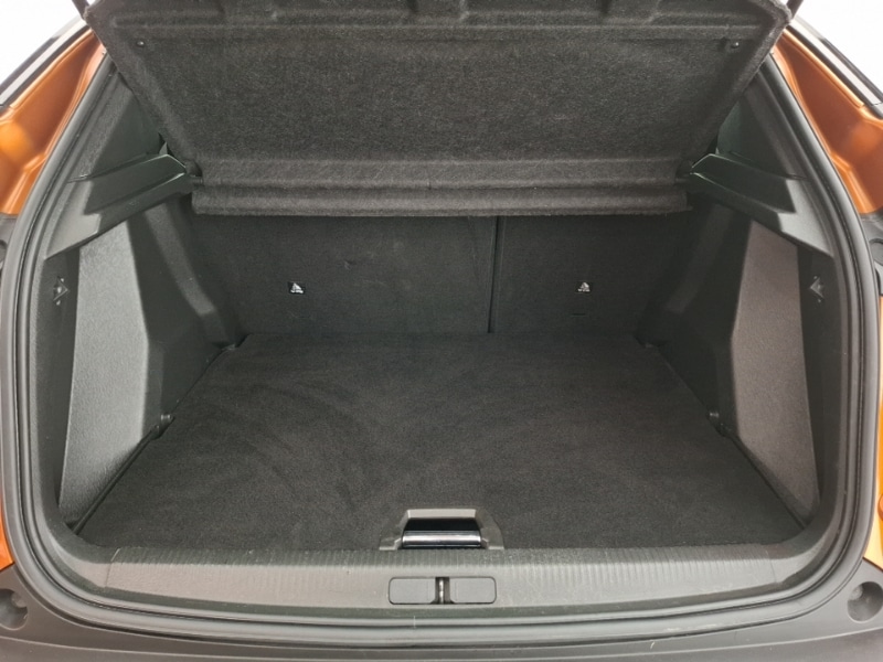 Used Peugeot 2008 2020 for sale - 77352361: Photo 8