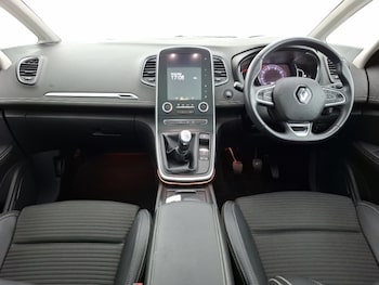 Used Renault Scenic 2018 for sale - 77721884: Photo