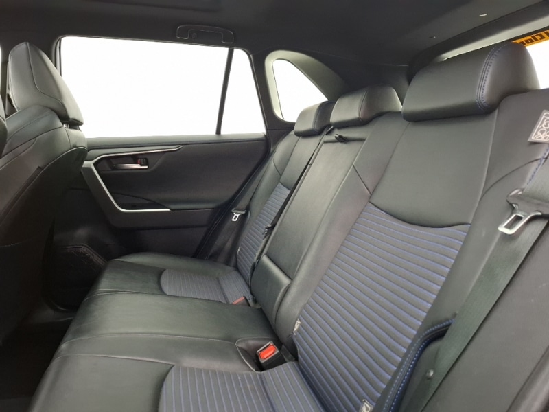 Used Toyota RAV4 2021 for sale - 77767297: Photo 6