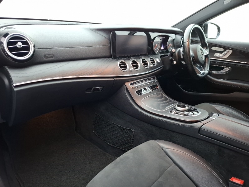 Used Mercedes-Benz E Class 2018 for sale - 76602311: Photo 5