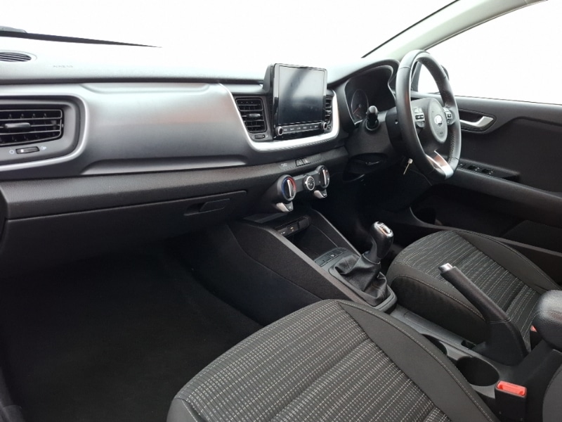 Used Kia Stonic 2021 for sale - 76583546: Photo 5