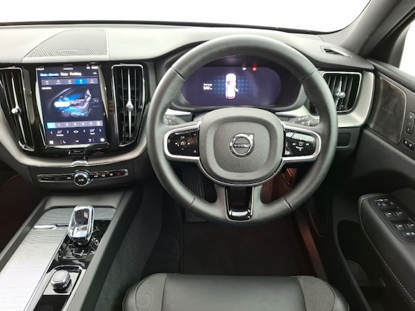 Used Volvo XC60 2024 for sale - 76289242: Photo 7