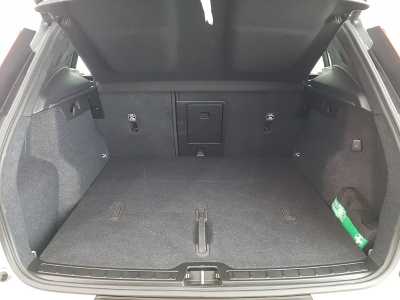 Used Volvo XC40 2024 for sale - 75976894: Photo 8