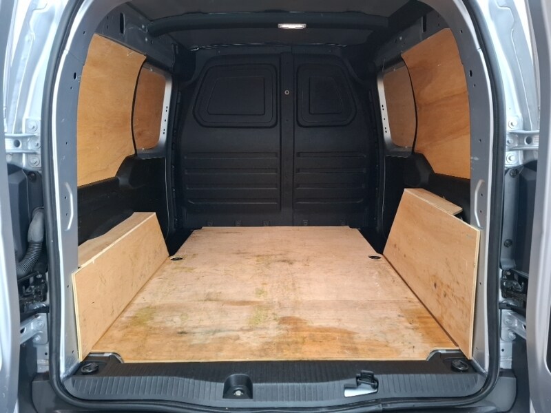 Used Renault Kangoo 2024 for sale - 76493442: Photo 8