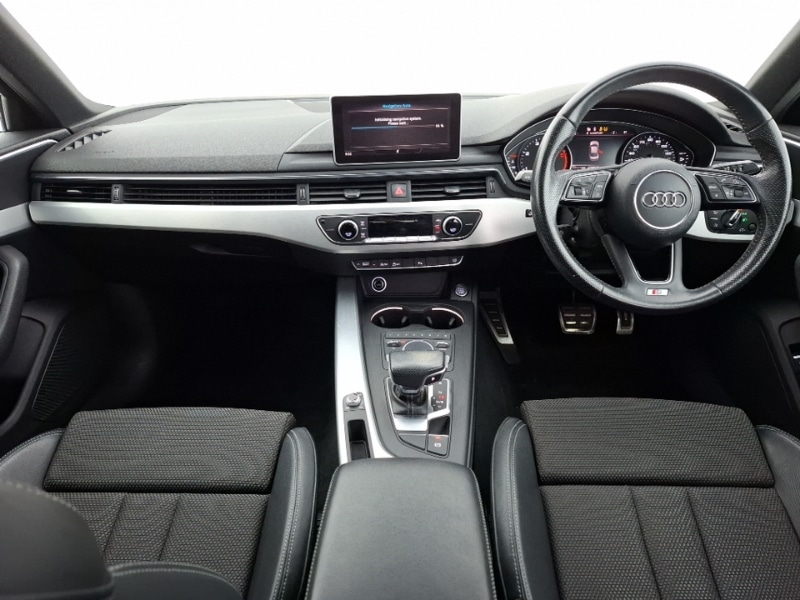 Used Audi A4 2017 for sale - 77928134: Photo 2