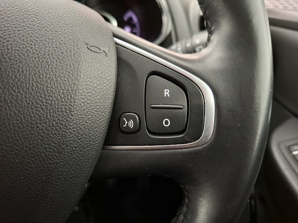 Used Renault Clio 2018 for sale - 76331723: Photo 15