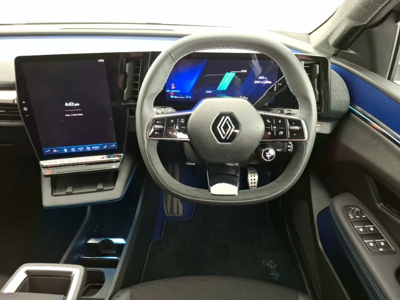 Used Renault Scenic E-Tech 2025 for sale - 76465438: Photo 7