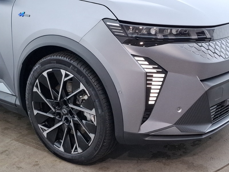 Used Renault Scenic E-Tech 2025 for sale - 76465438: Photo 9