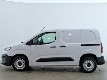 Used Citroen Berlingo 2024 for sale - 76213643: Photo