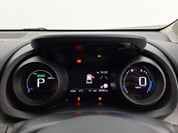 Used Toyota Yaris Cross 2022 for sale - 75622054: Photo 10