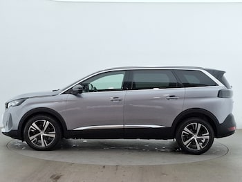 Used Peugeot 5008 2023 for sale - 79310810: Photo