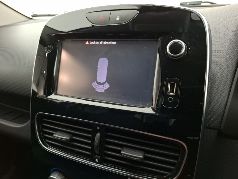 Used Renault Clio 2018 for sale - 77921967: Photo 11