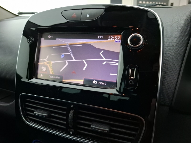 Used Renault Clio 2018 for sale - 77921967: Photo 18