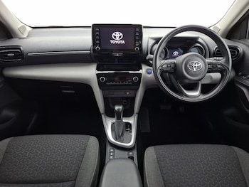 Used Toyota Yaris Cross 2022 for sale - 79139469: Photo