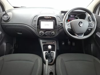 Used Renault Captur 2019 for sale - 78634057: Photo