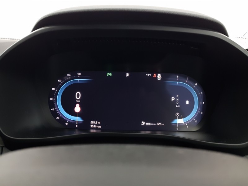Used Volvo XC40 2024 for sale - 76116258: Photo 10